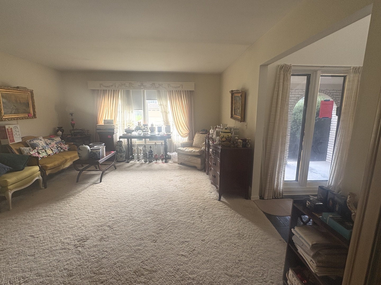 1034 W Compton Point Property Photo 3