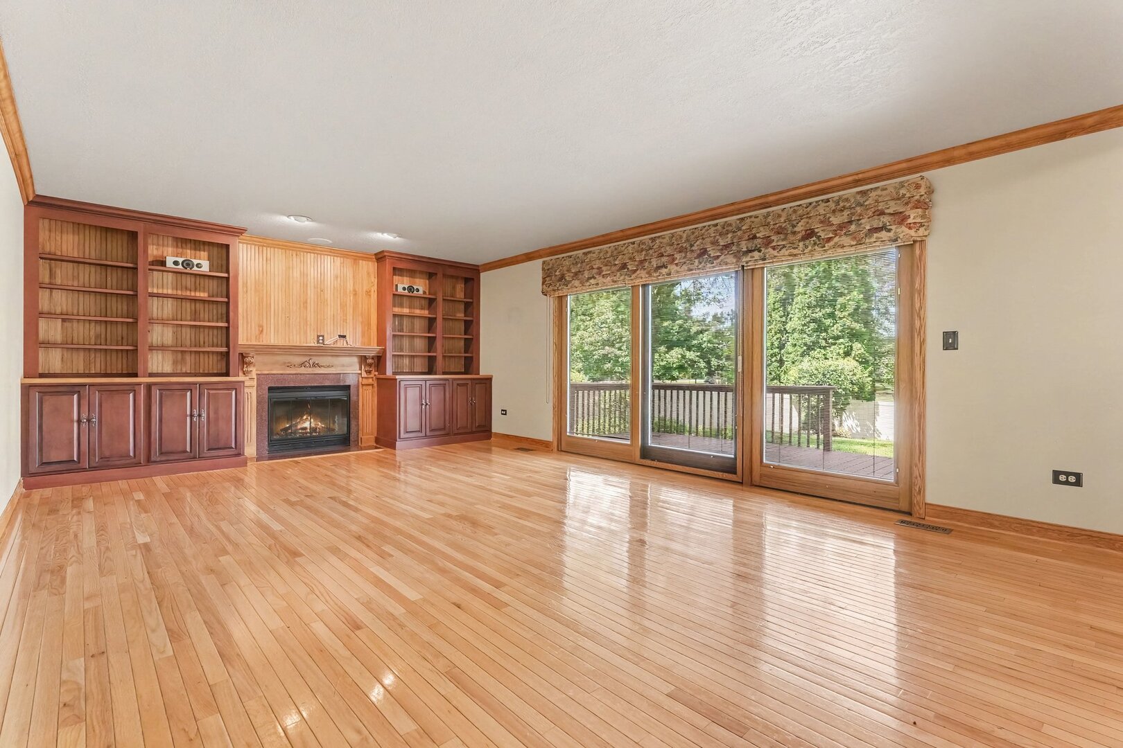 10732 Revere Road Property Photo 6