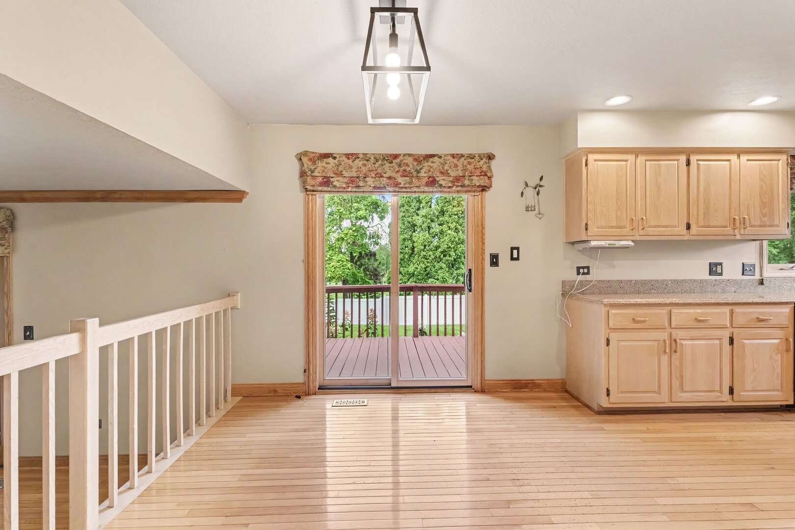 10732 Revere Road Property Photo 8