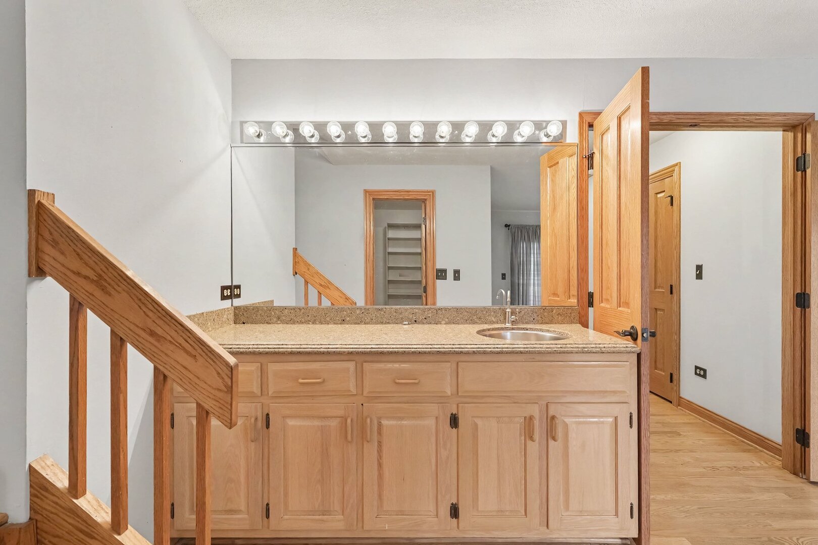 10732 Revere Road Property Photo 25