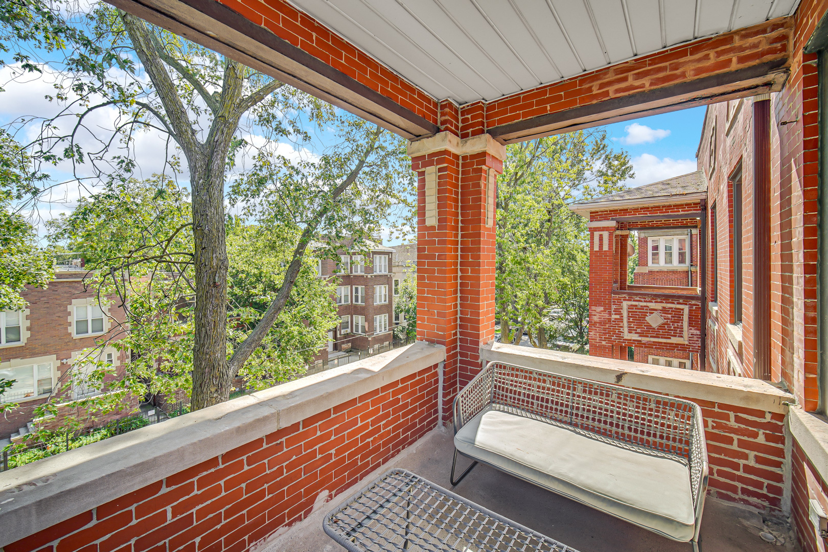 6022 S Eberhart Avenue 2n Property Photo 8