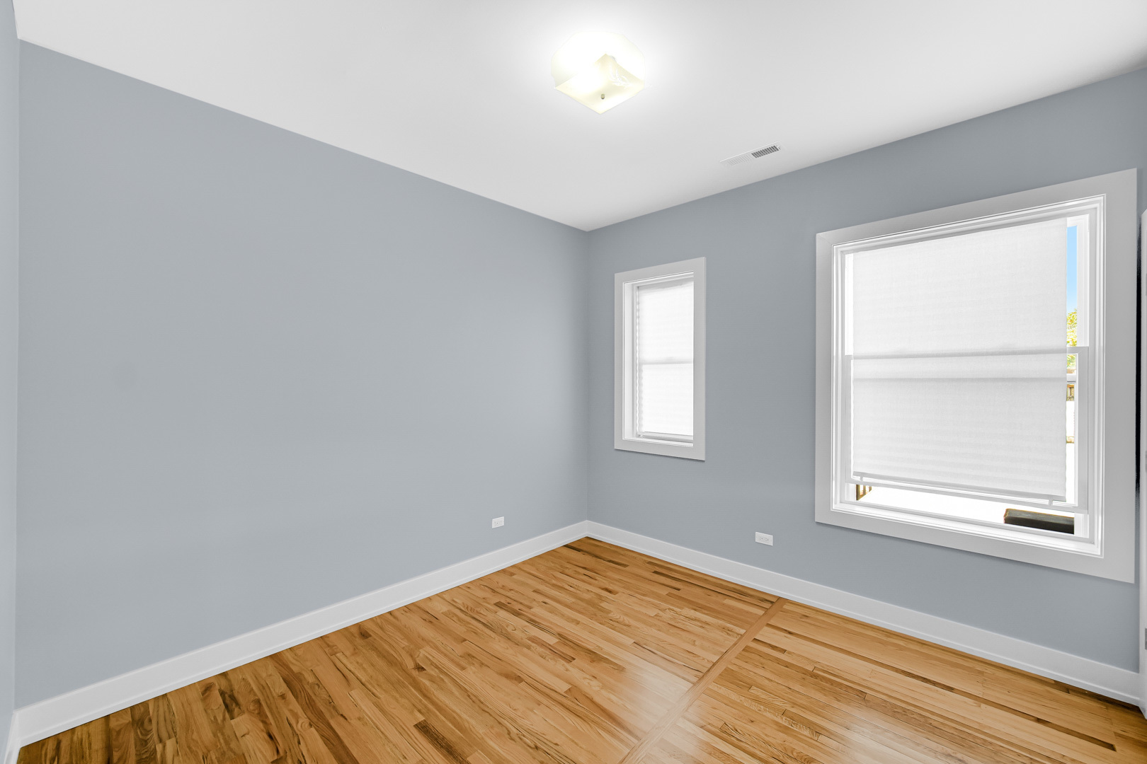 6022 S Eberhart Avenue 2n Property Photo 16