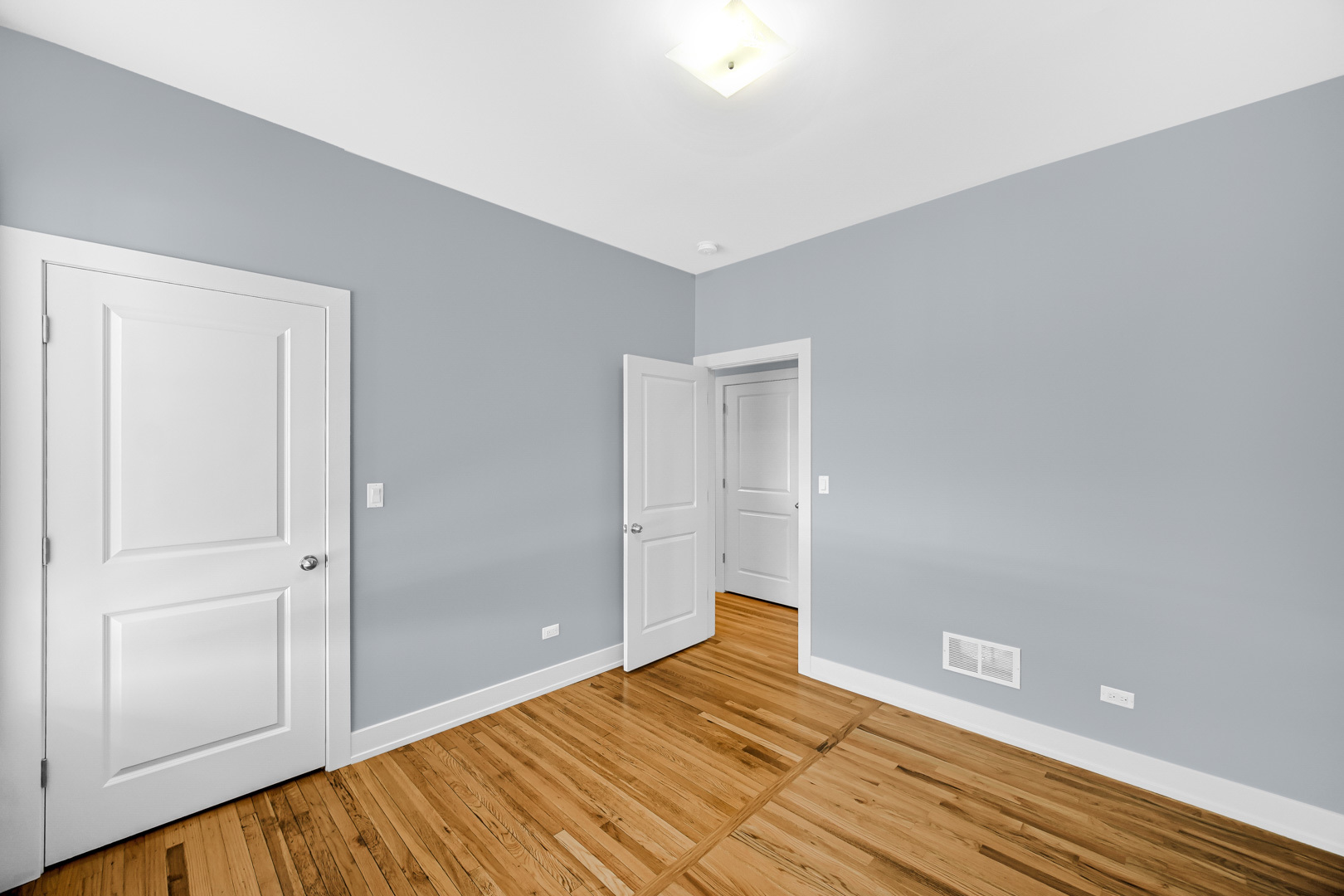 6022 S Eberhart Avenue 2n Property Photo 18