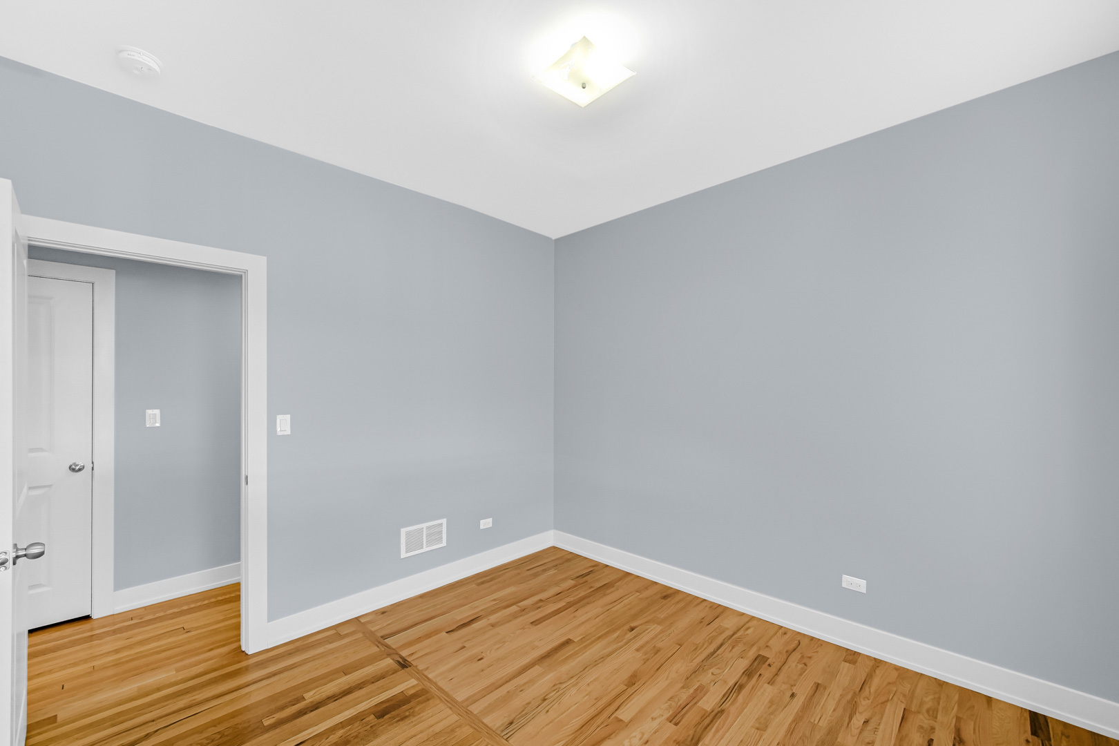 6022 S Eberhart Avenue 2n Property Photo 19