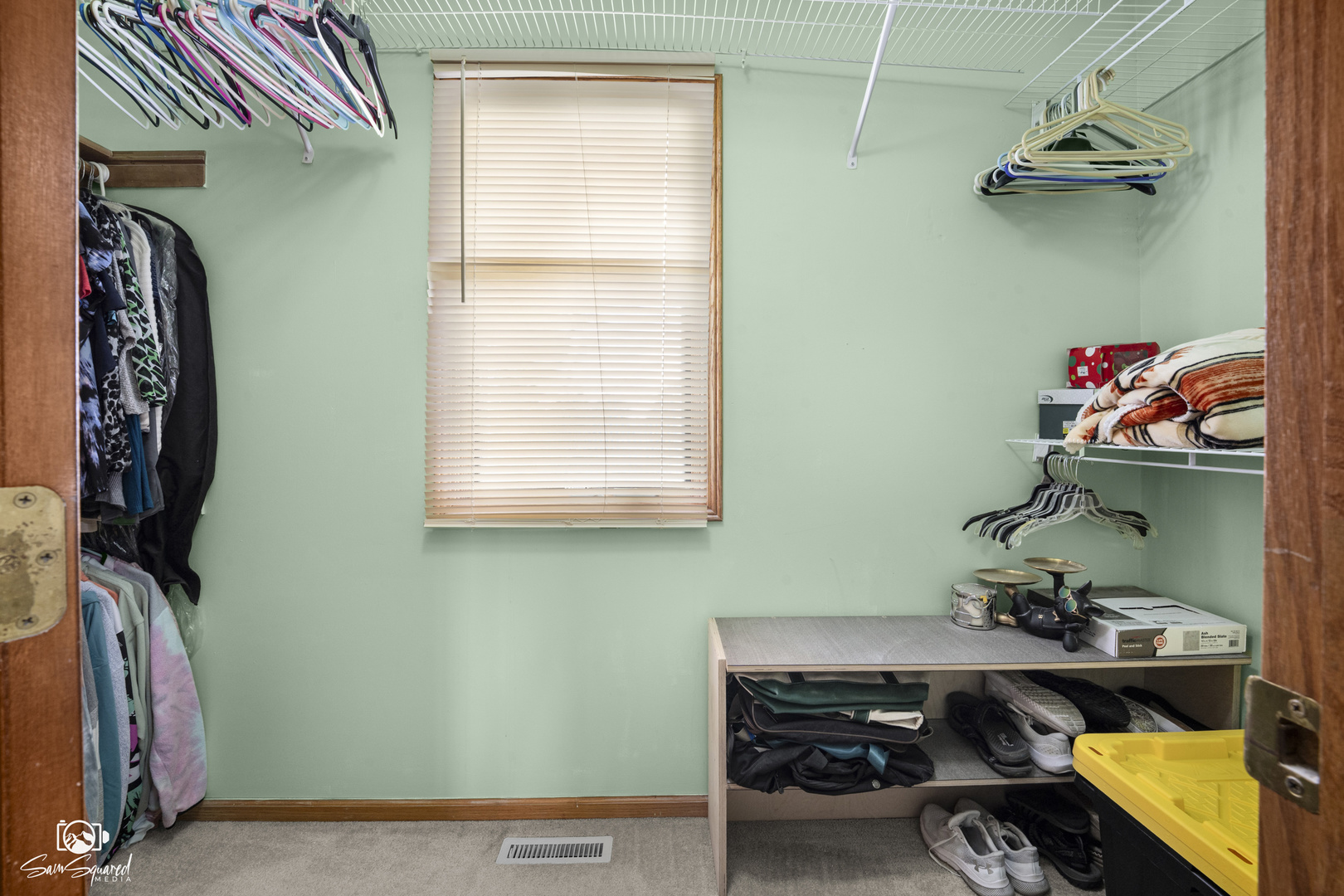 12720687 Property Photo 18