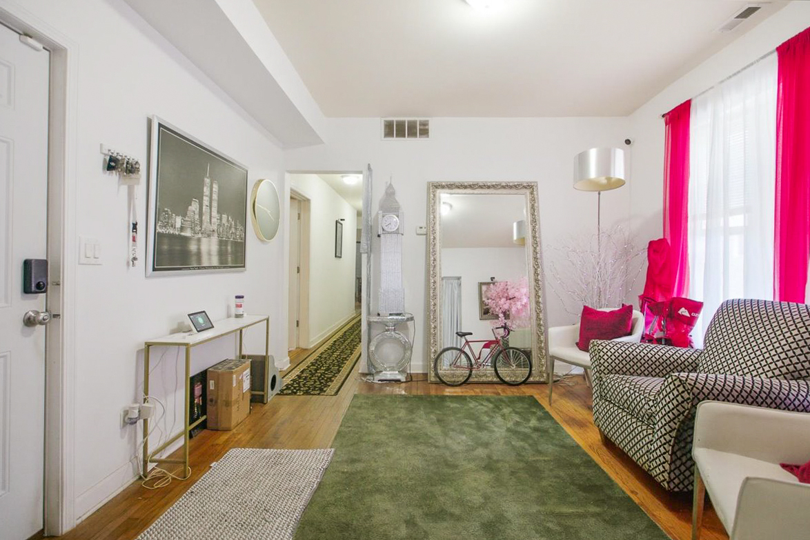7065 N Wolcott Avenue Property Photo 6