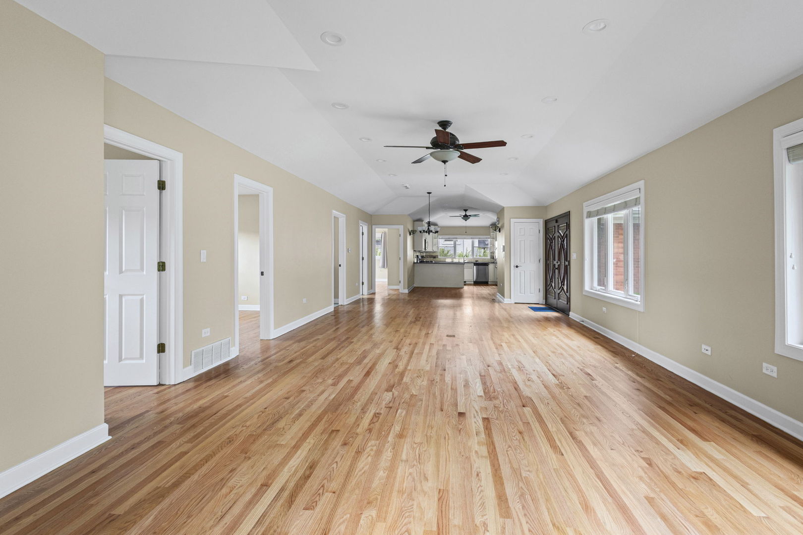 29 Springlake Avenue Property Photo 4
