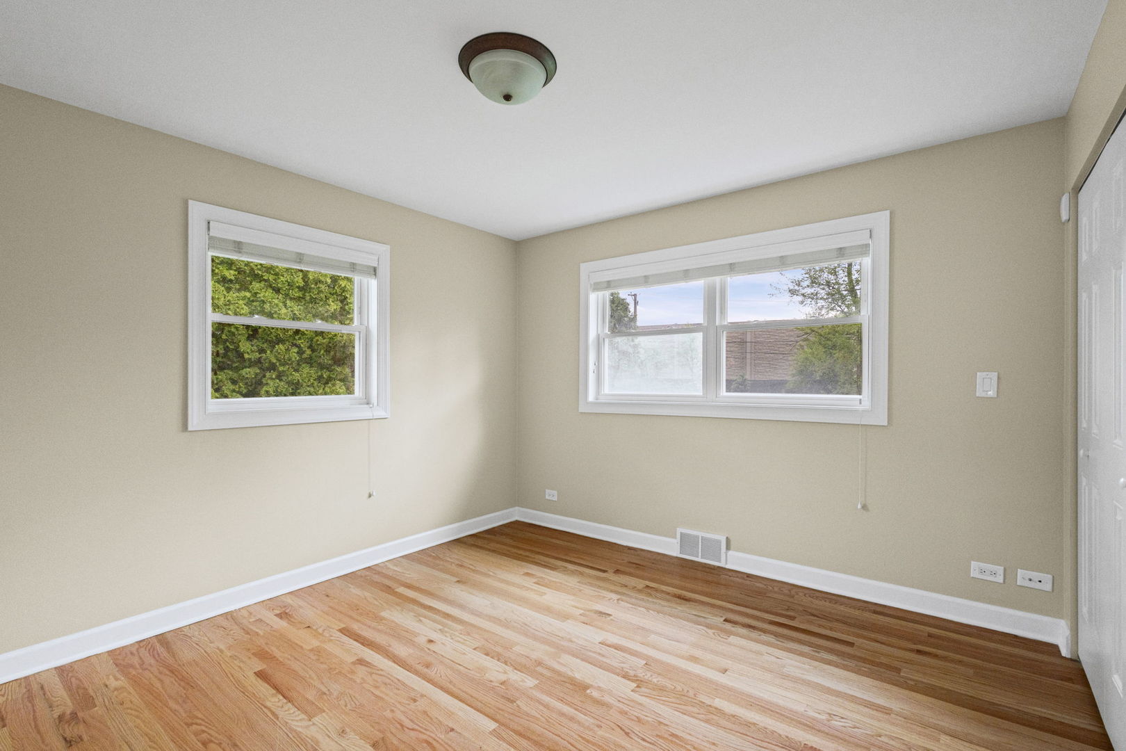 29 Springlake Avenue Property Photo 10