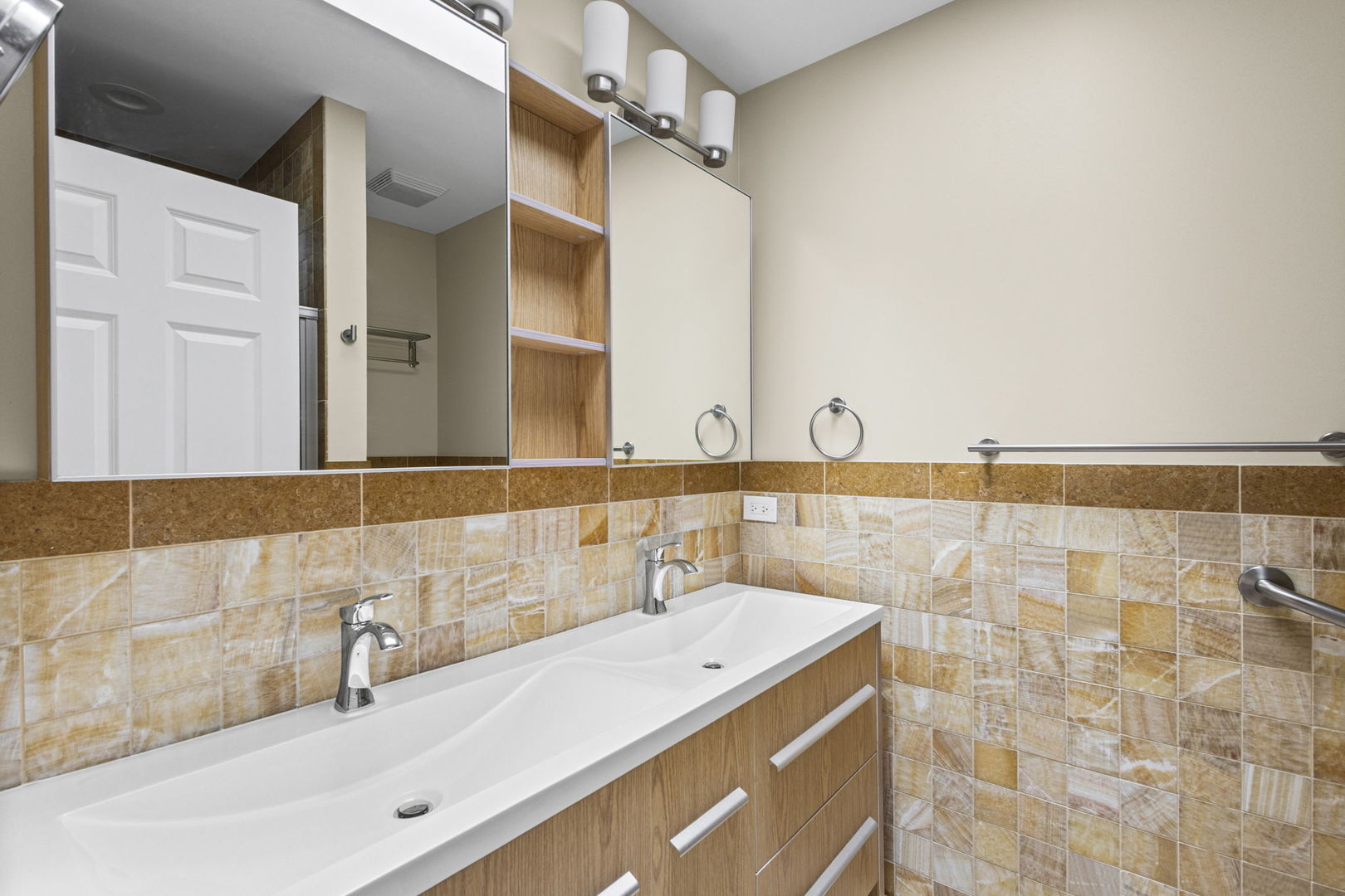 29 Springlake Avenue Property Photo 12