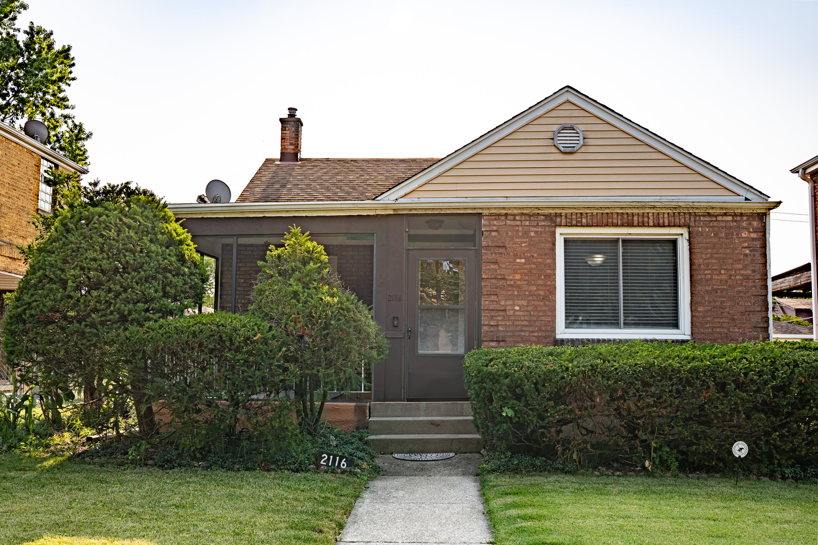 2116 S 20th Avenue Property Photo 1
