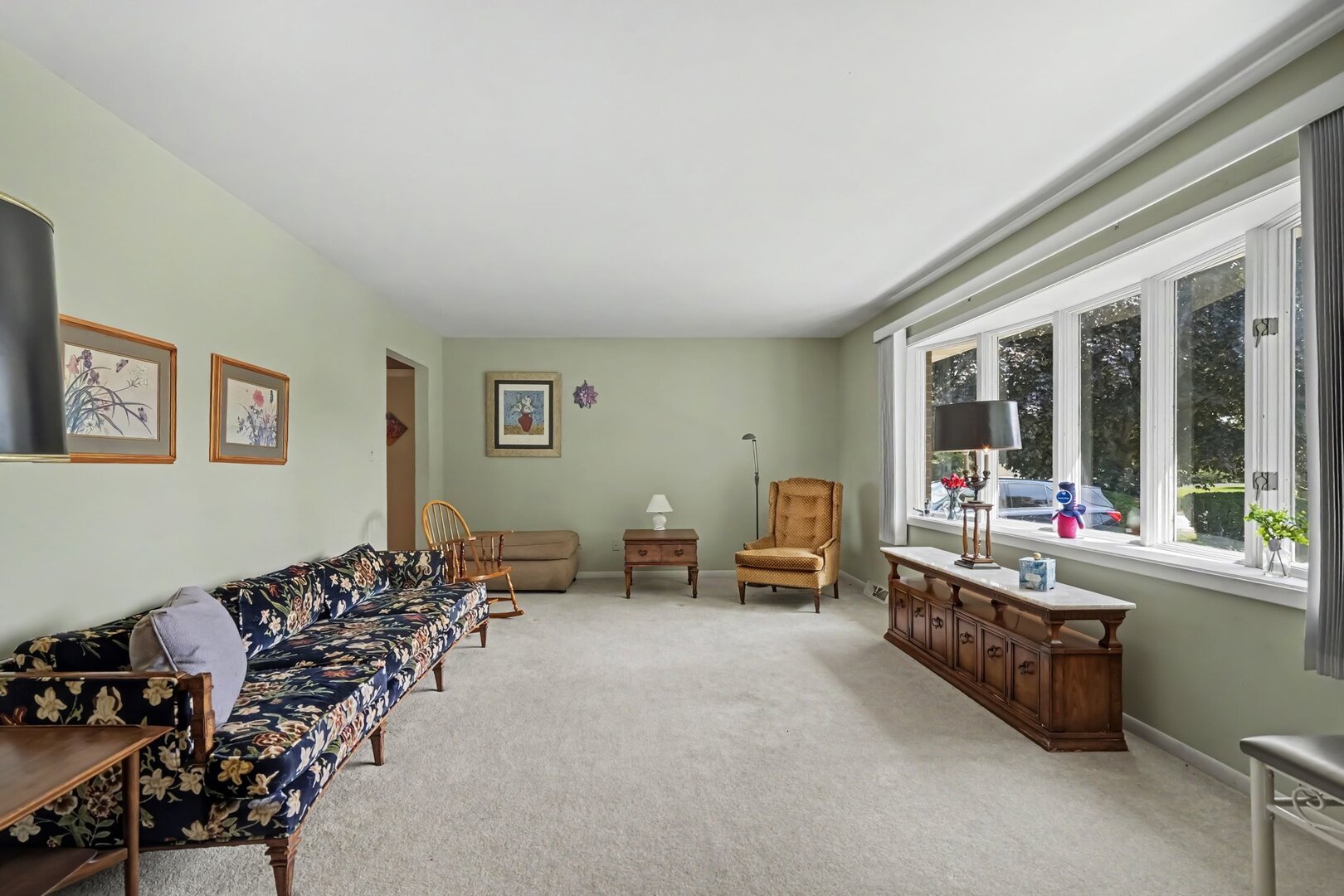 252 Cardinal Drive Property Photo 3