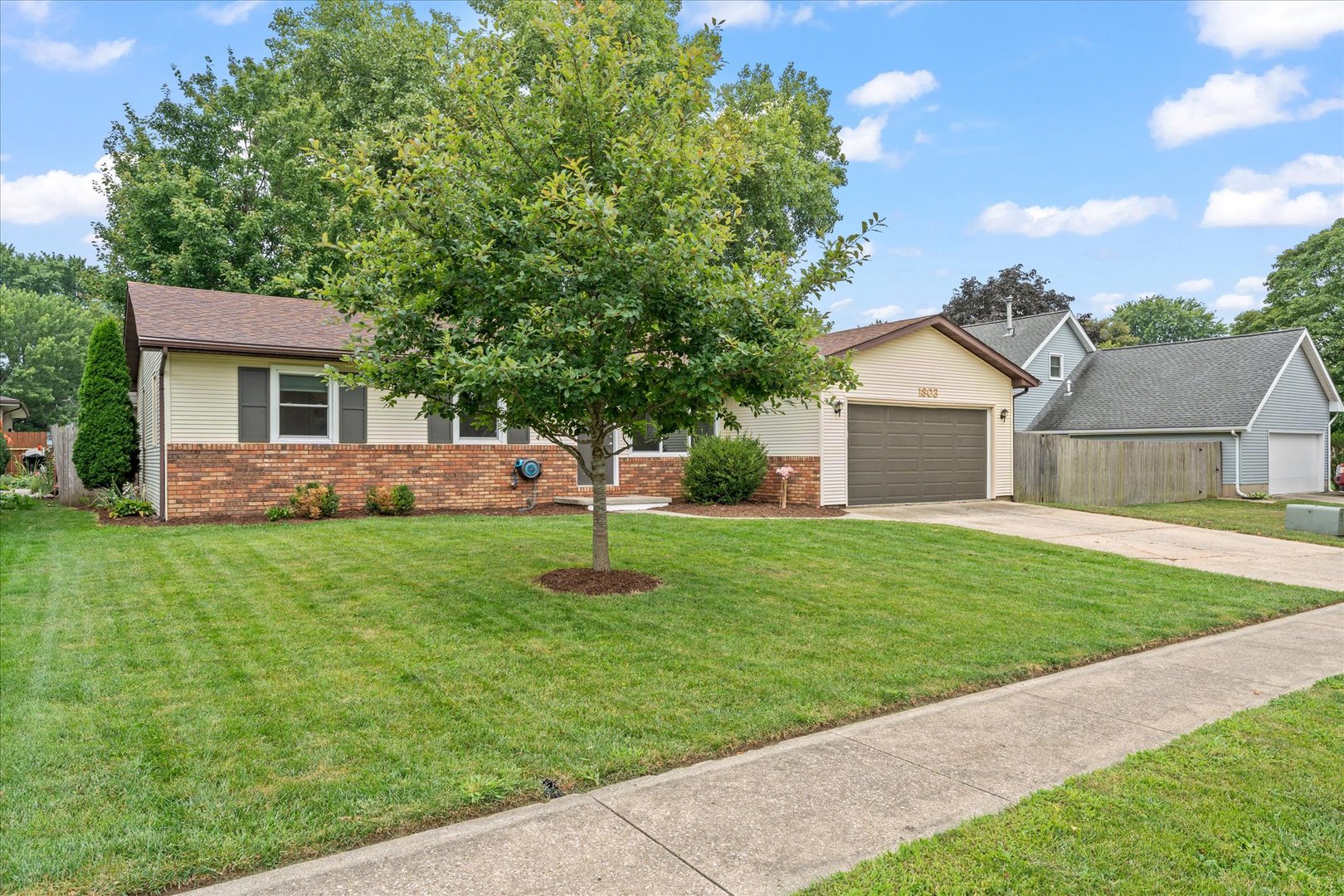 1803 Myra Ridge Court Property Photo 2