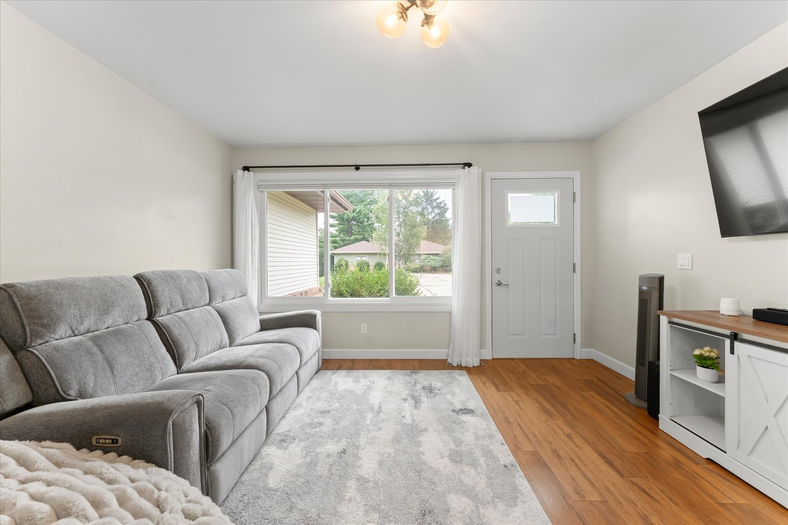 1803 Myra Ridge Court Property Photo 8