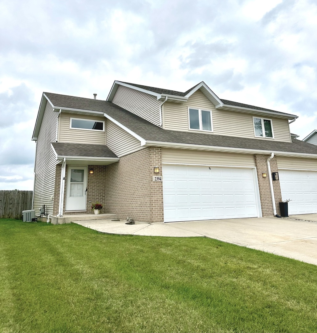 2394 Caton Crest Drive Property Photo 1