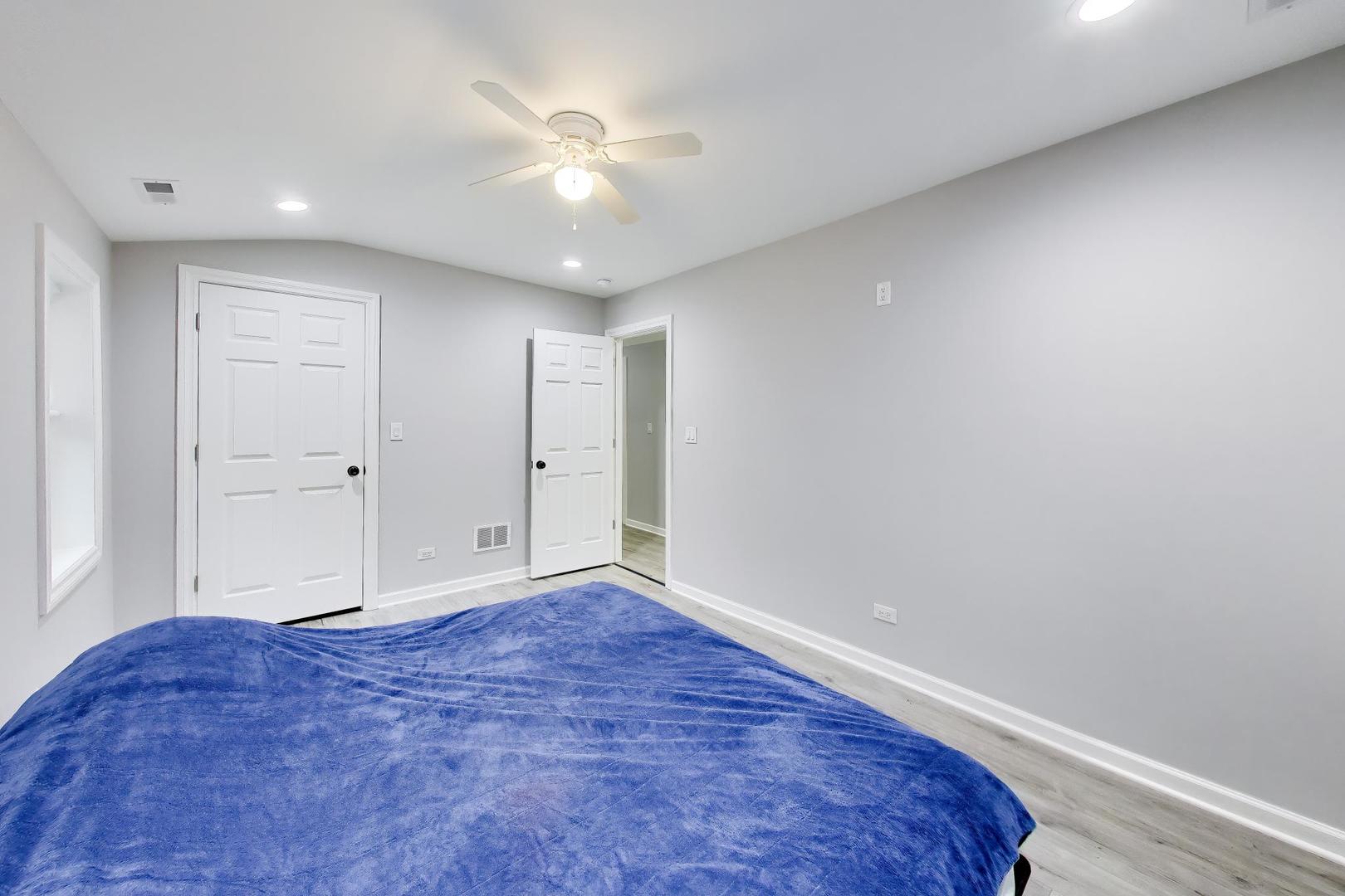5012 N Tripp Avenue Property Photo 26