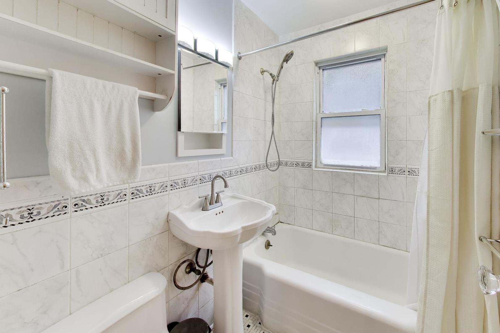 5012 N Tripp Avenue Property Photo 30