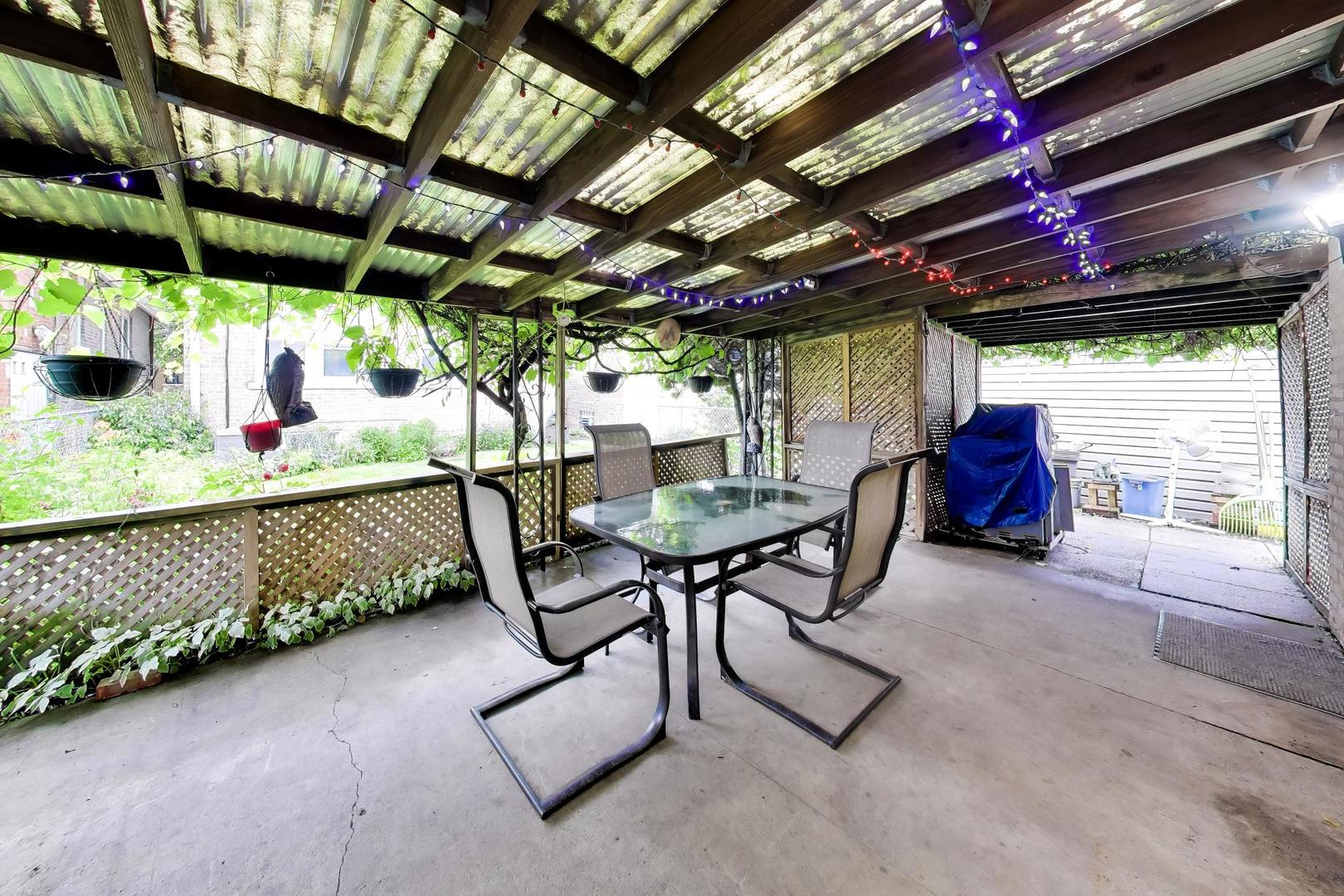 5012 N Tripp Avenue Property Photo 45