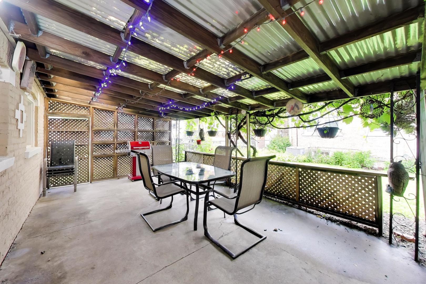 5012 N Tripp Avenue Property Photo 46
