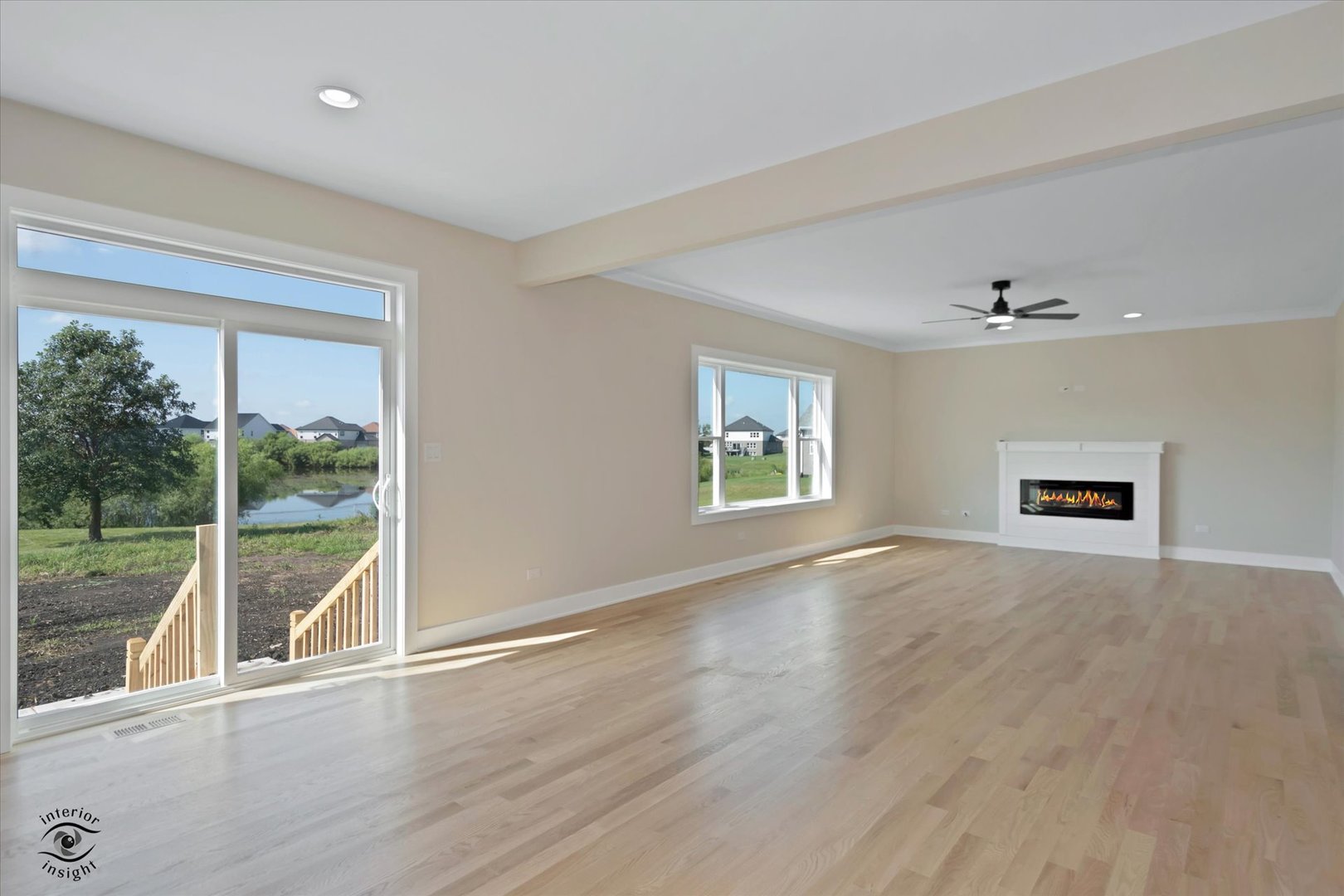 14021 W John Street Property Photo 12