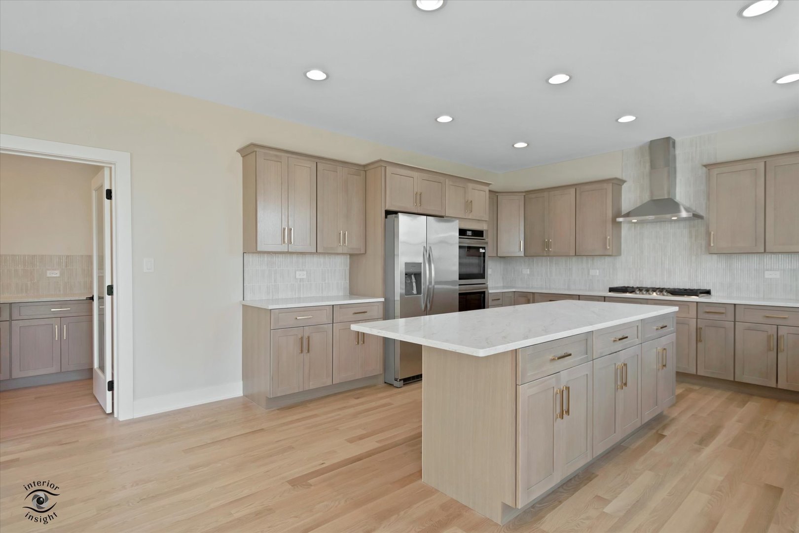 14021 W John Street Property Photo 18