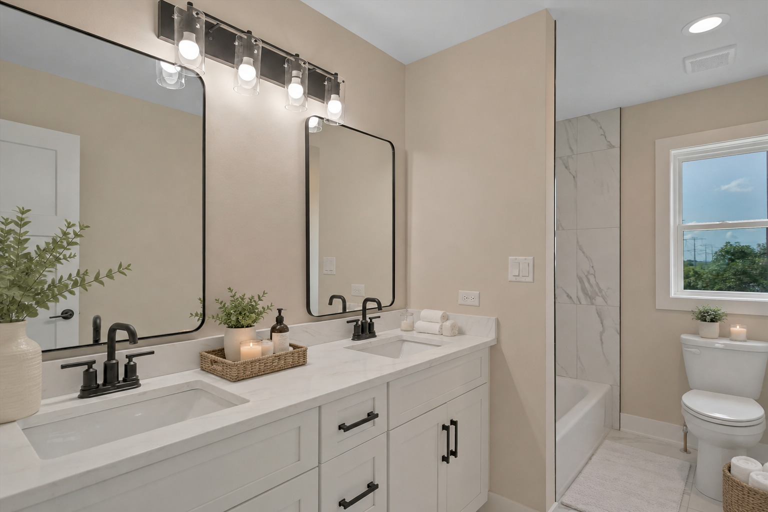 14021 W John Street Property Photo 24