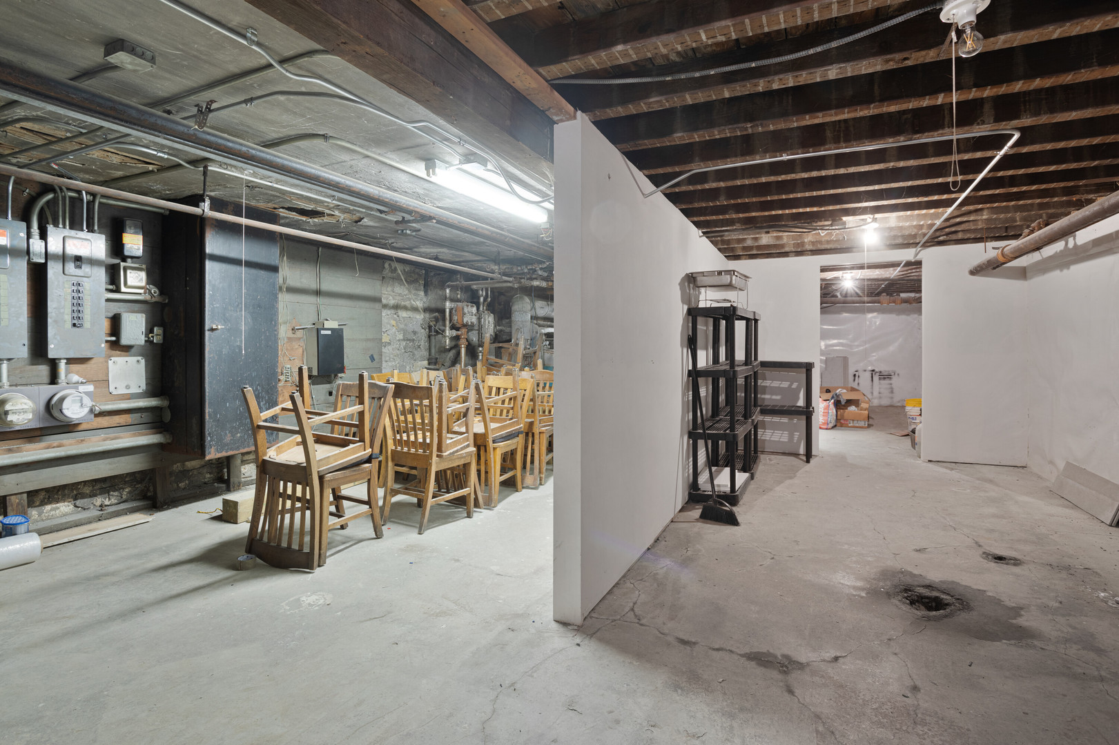 4837 W Irving Park Road Store Property Photo 9