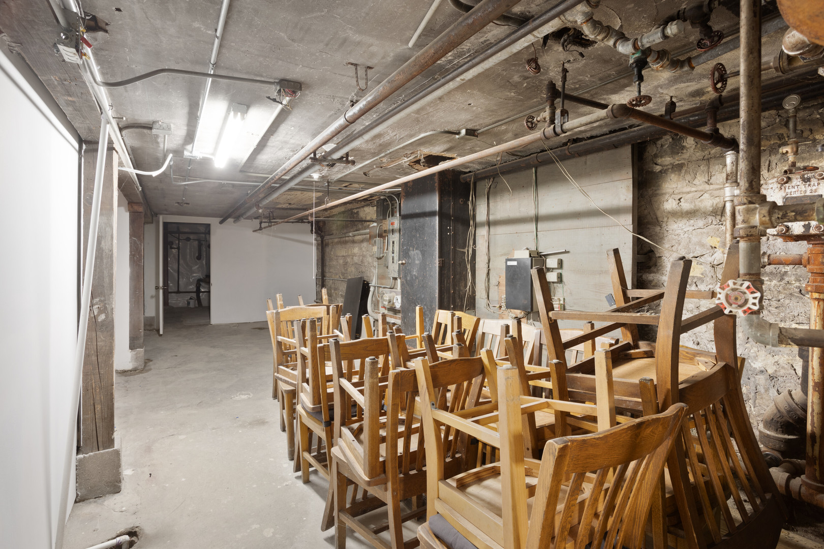 4837 W Irving Park Road Store Property Photo 11