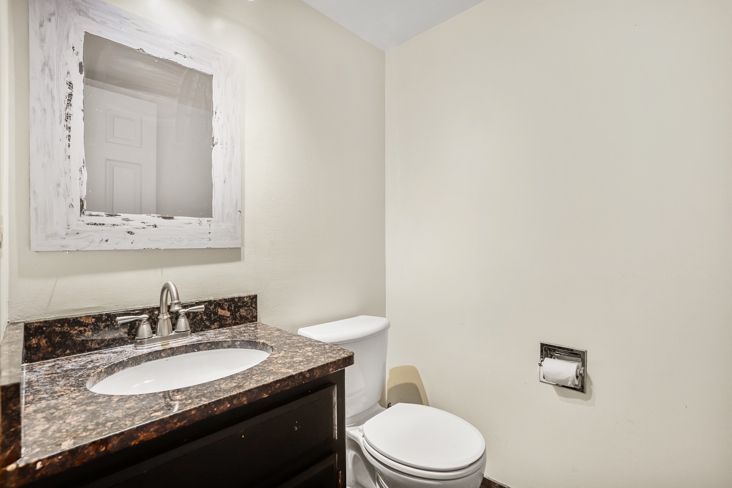 701 Deerwood Drive Property Photo 12