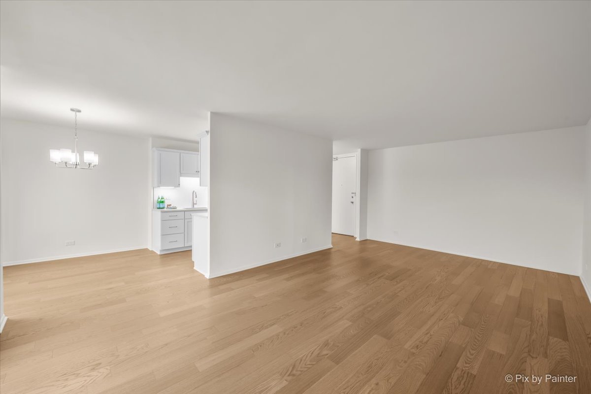 6933 N Kedzie Avenue 405 Property Photo 6