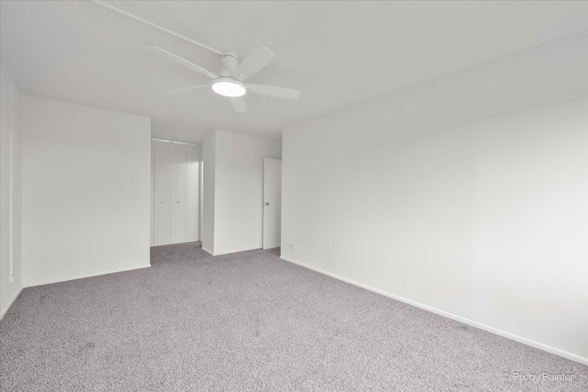 6933 N Kedzie Avenue 405 Property Photo 13