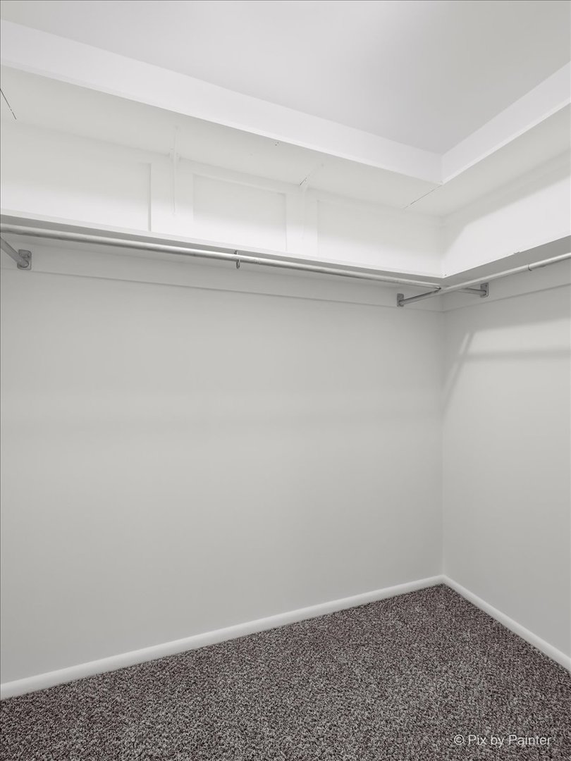 6933 N Kedzie Avenue 405 Property Photo 14