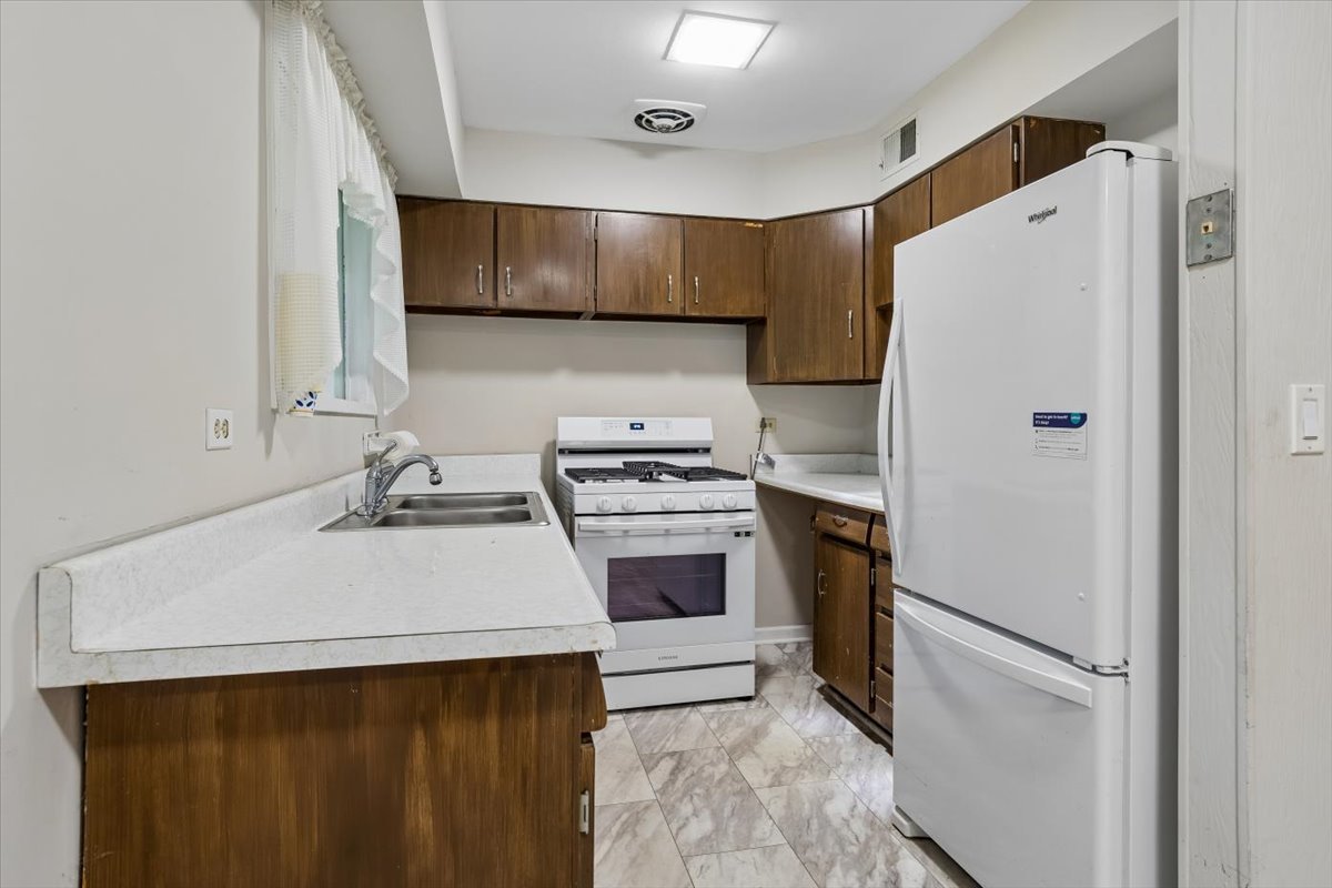 4812 Cumnor Road Property Photo 8