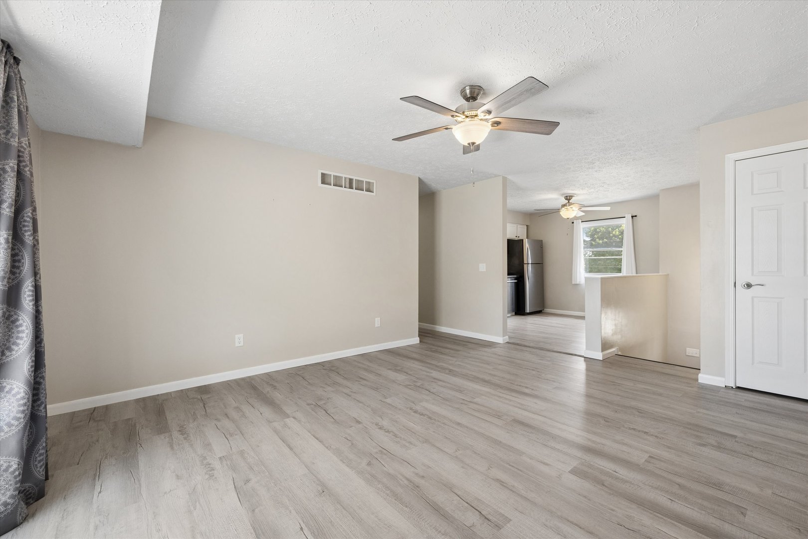 5730 N Division Street Property Photo 7