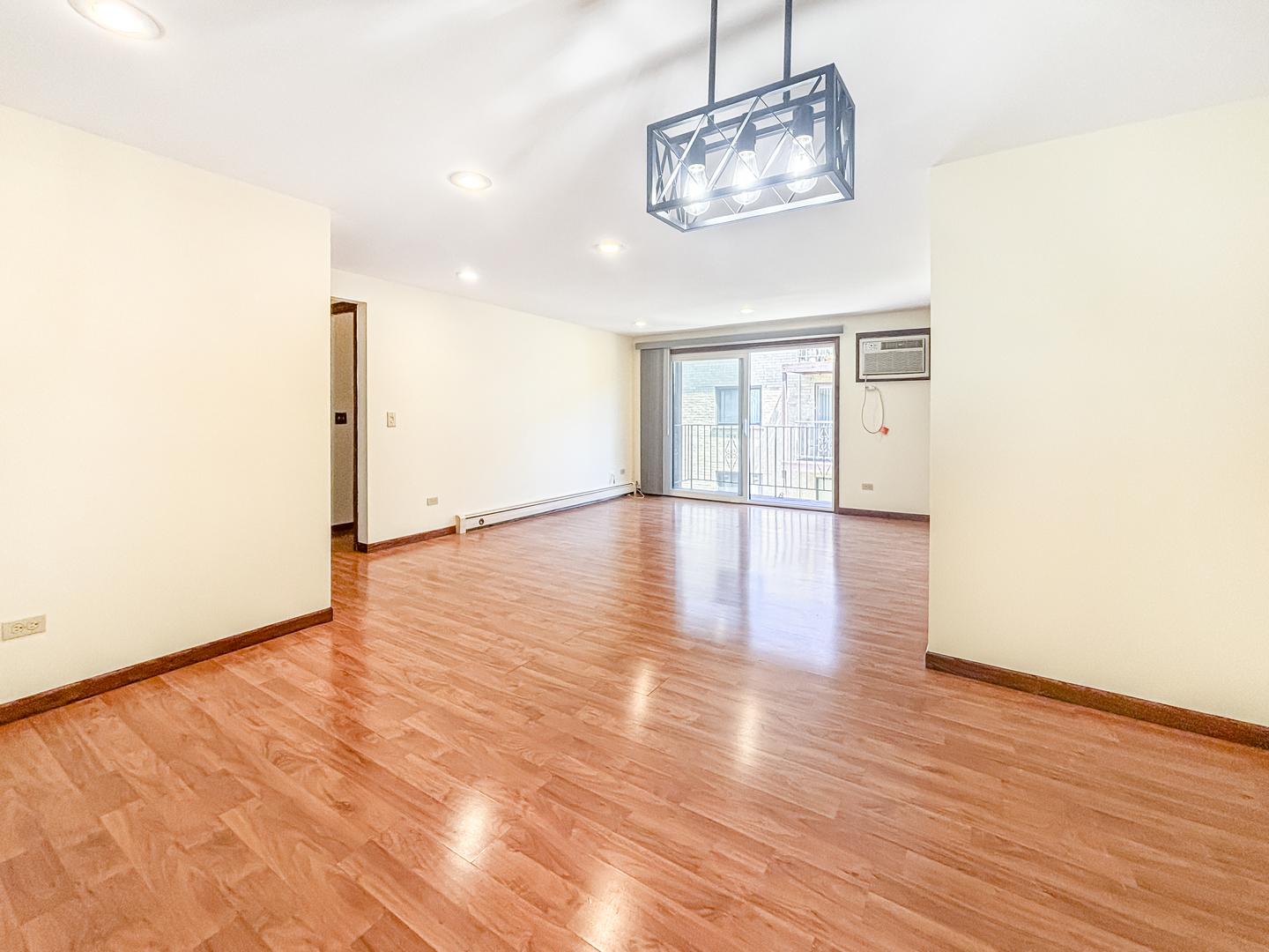 7214 W Wrightwood Avenue 2n Property Photo 3