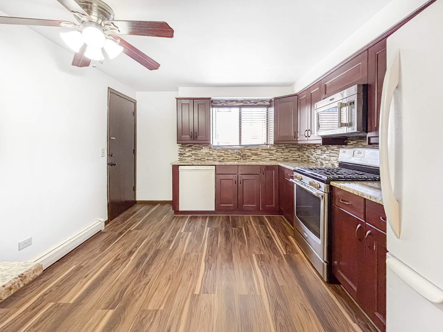 7214 W Wrightwood Avenue 2n Property Photo 6