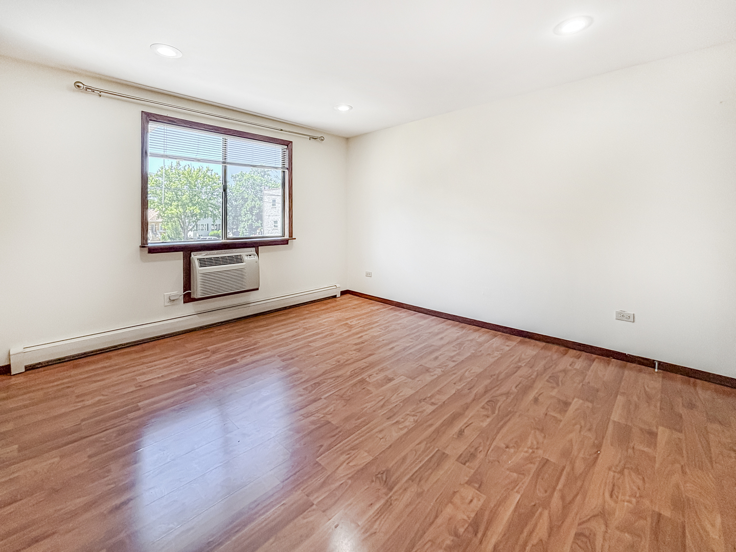 7214 W Wrightwood Avenue 2n Property Photo 12