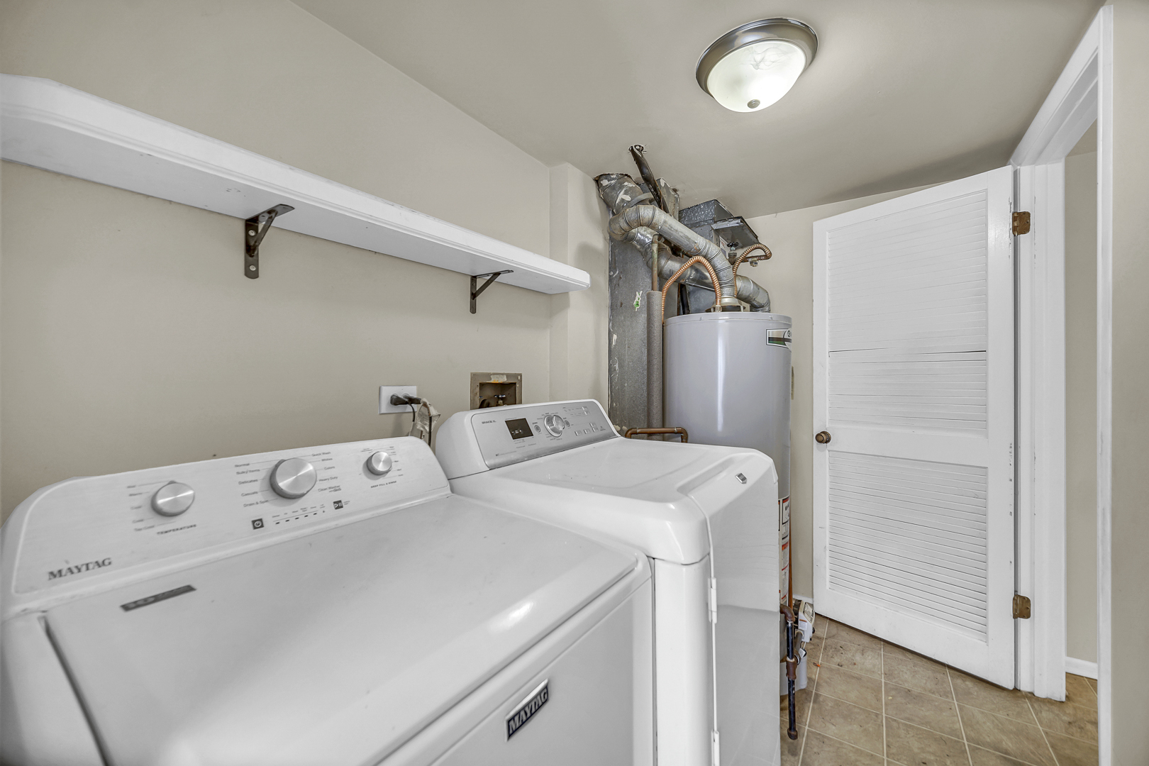 545 Alton Court Property Photo 16