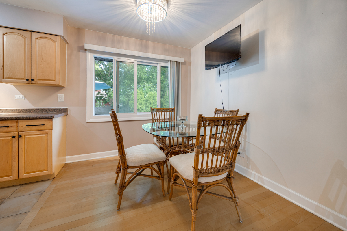 1095 Hickory Lane Property Photo 6