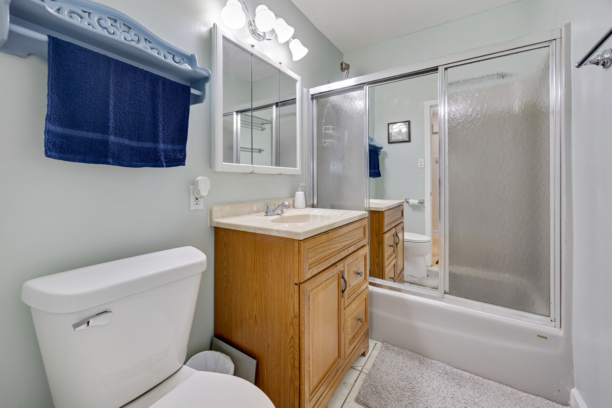 1095 Hickory Lane Property Photo 13