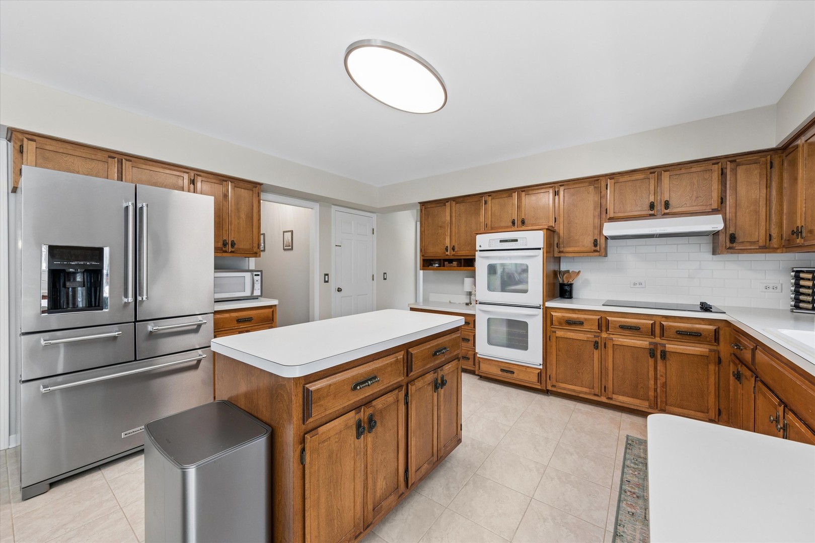 832 Wexford Court Property Photo 19