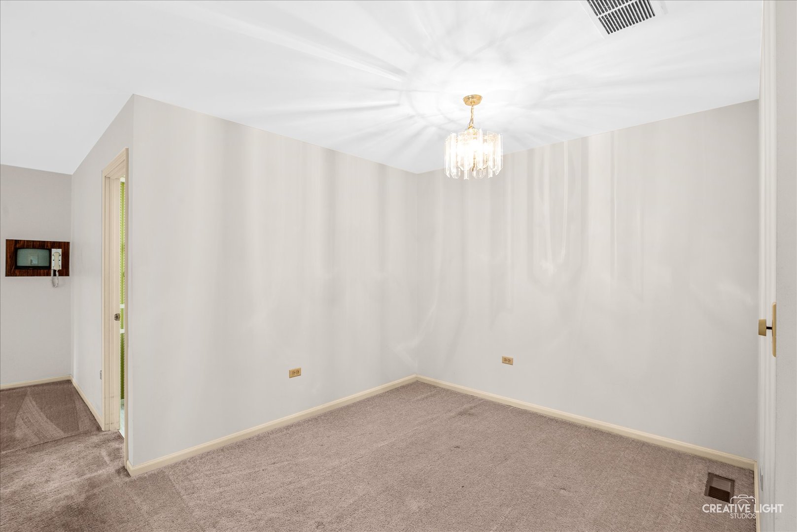 1730 W Galena Boulevard 305w Property Photo 6