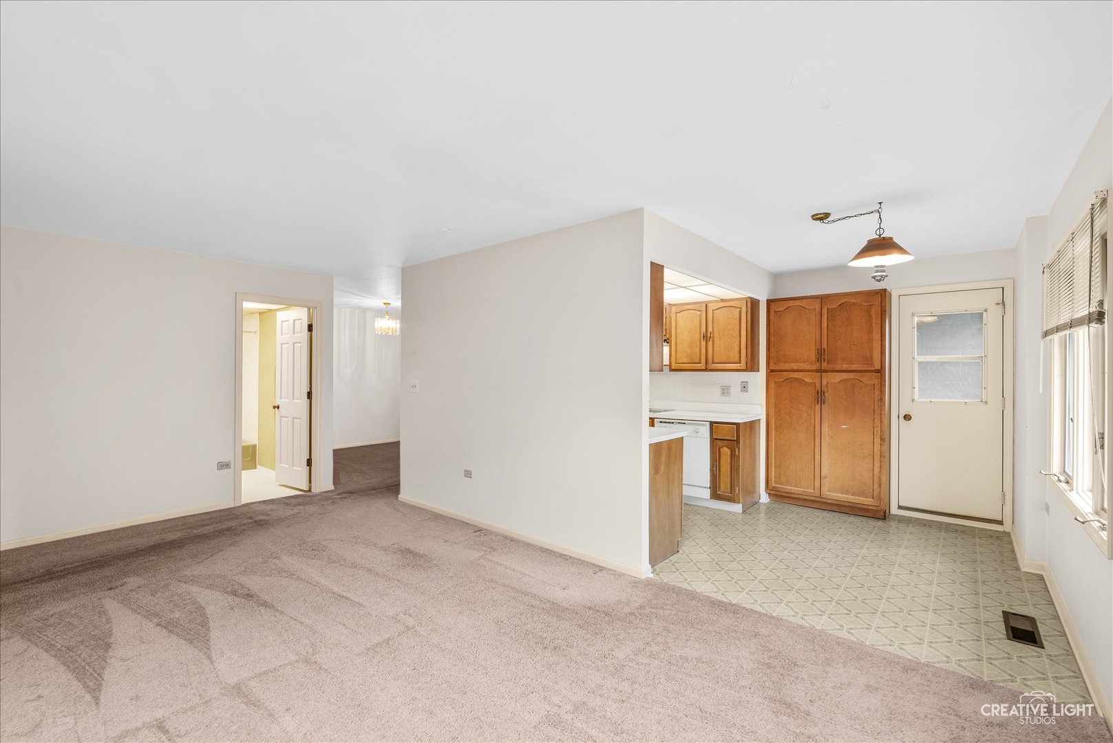 1730 W Galena Boulevard 305w Property Photo 9