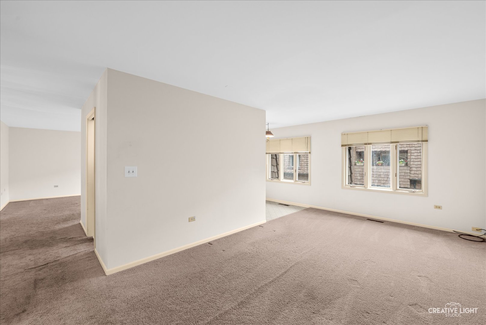 1730 W Galena Boulevard 305w Property Photo 10