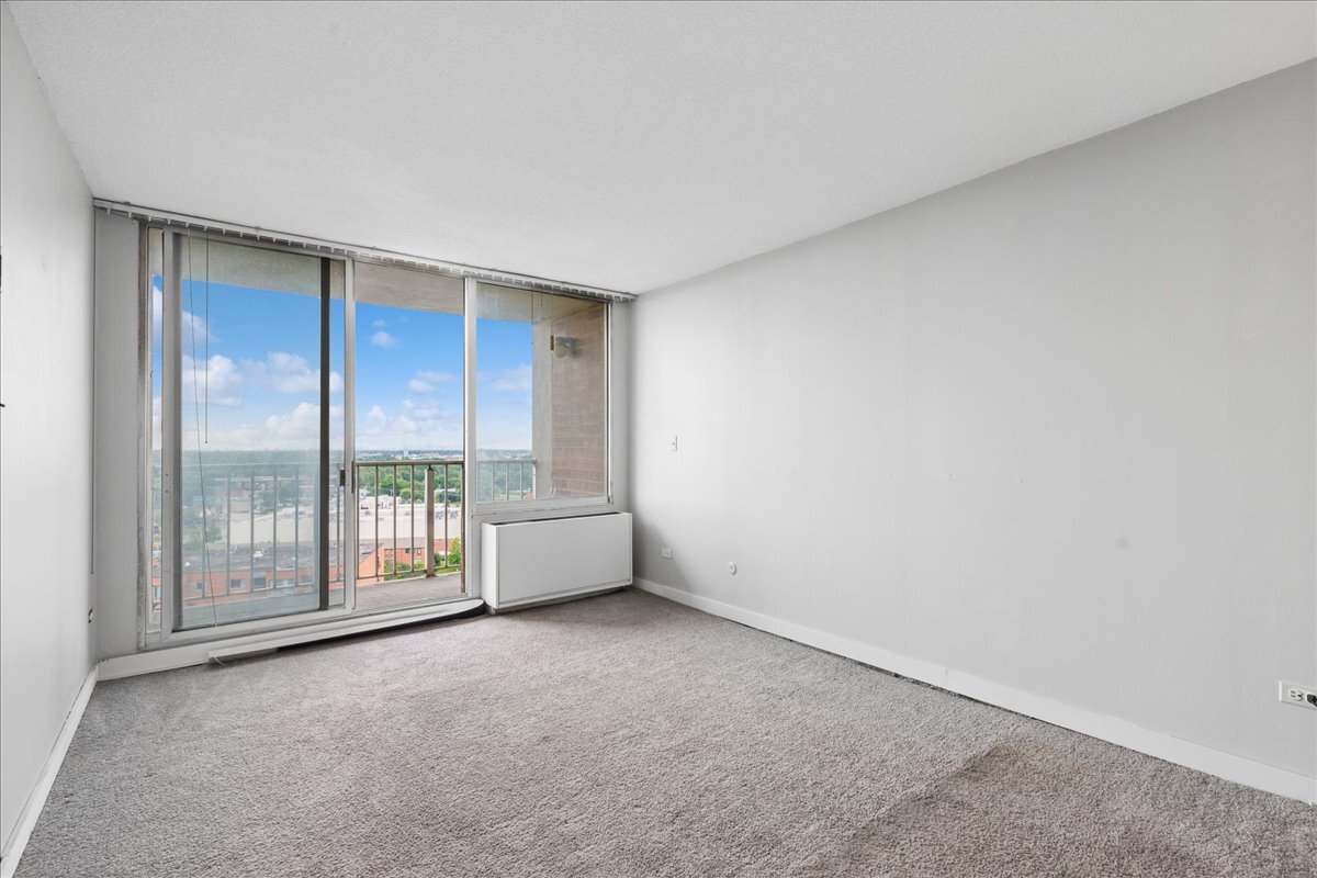 3925 Triumvera Drive 15g Property Photo 16
