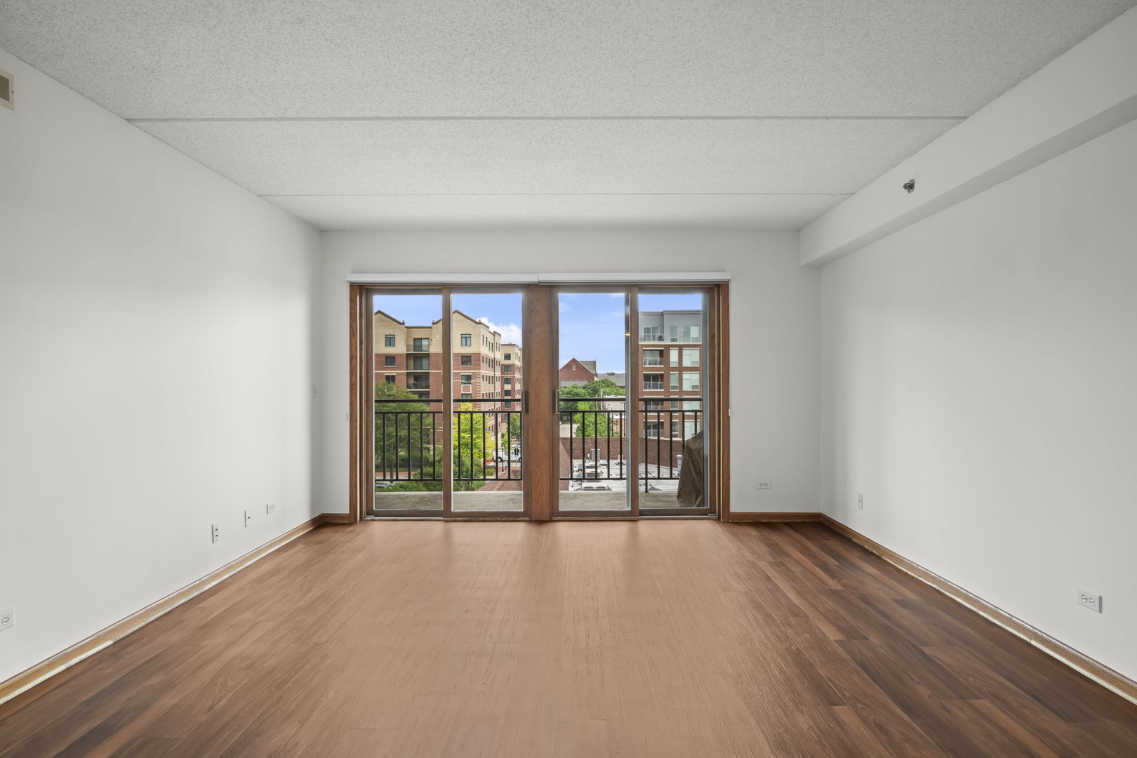 15 S Pine Street 507 Property Photo 5