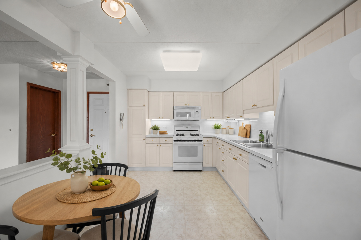 15 S Pine Street 507 Property Photo 8