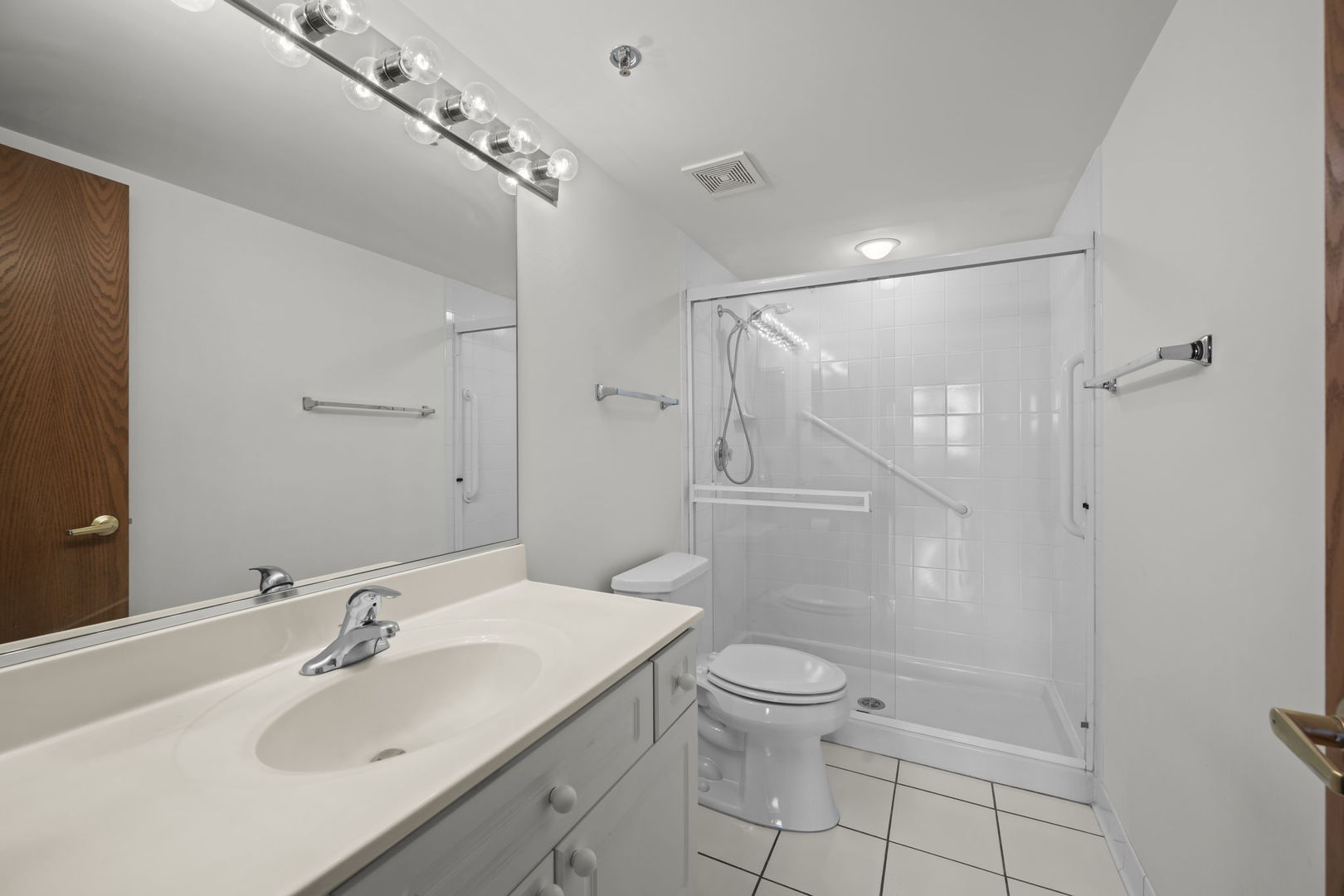 15 S Pine Street 507 Property Photo 9