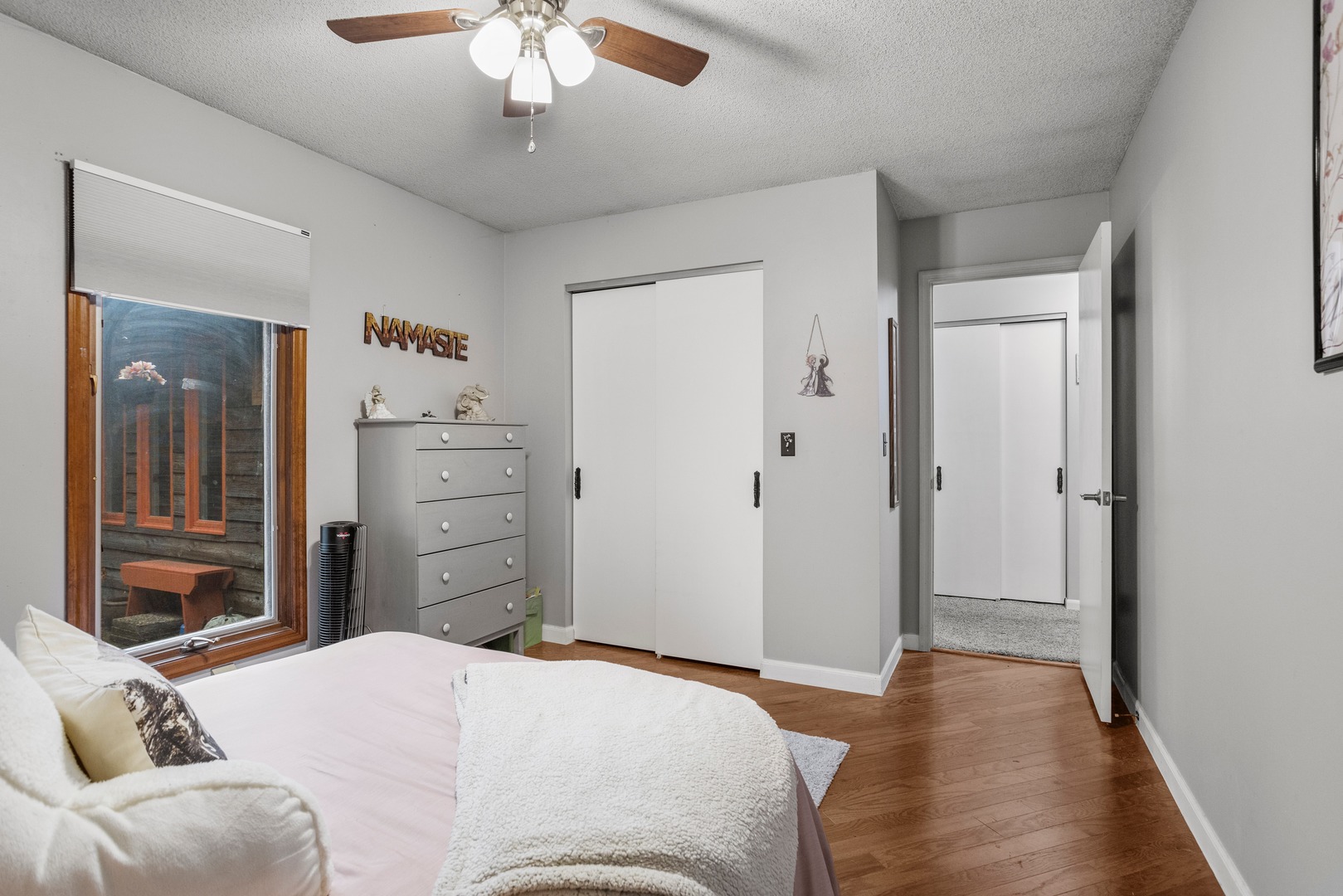 205 Surrey Court Property Photo 27
