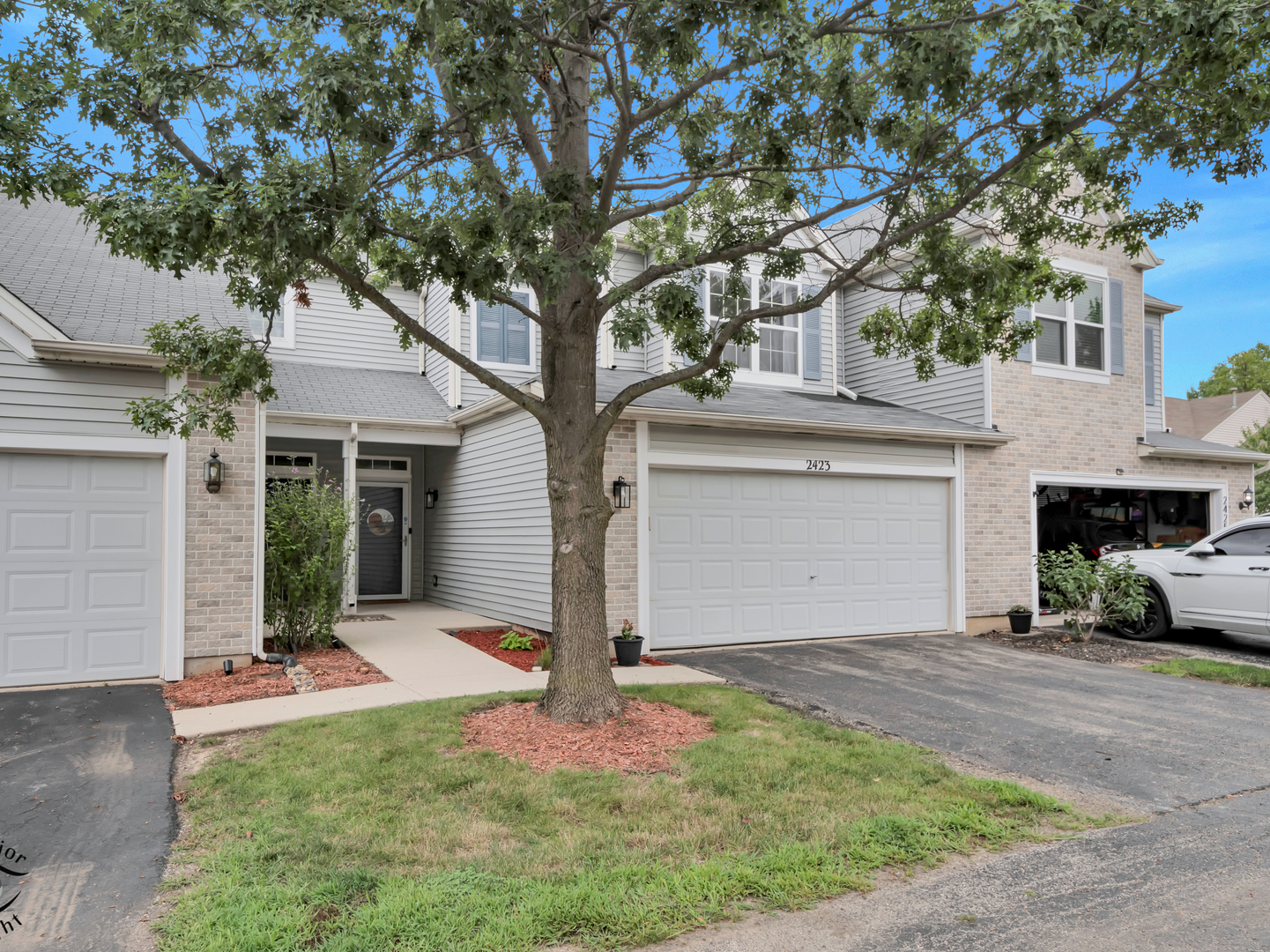 2423 Rocky Hill Circle Property Photo 2