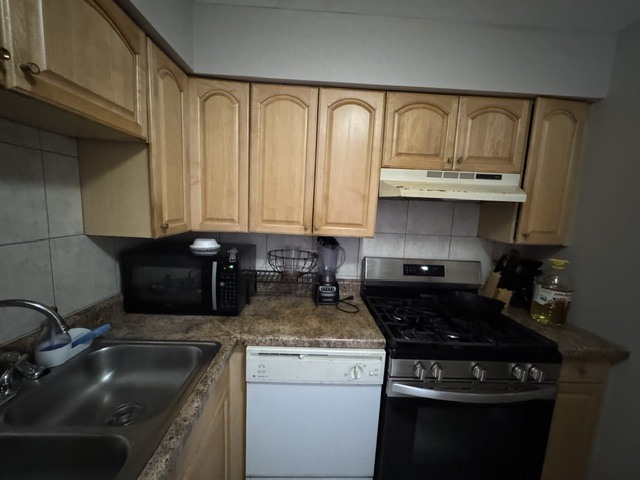 5506 Lincoln Avenue A-525 Property Photo 7